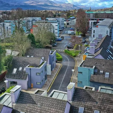 Avenue 10 Hébergement de vacances *