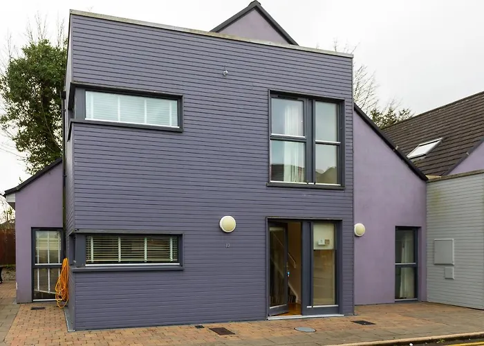 Avenue 10 Semesterbostad